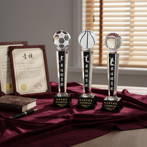 <span class=keywords><strong>DILU</strong></span> Trofeos de Fútbol y Baloncesto de Cristal Tallado y Pulido a Mano con Grabado Láser, Copas, Medallas, Premios Deportivos Hechos a Mano - Product Image 2