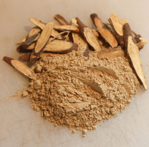 Poudre d'extrait de racine de réglisse biologique de haute qualité, naturelle, sans pollution, <span class=keywords><strong>best</strong></span>-seller, pour le soutien immunitaire des adultes, personnalisable, marine - Product Image 1