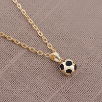 Fußball Anhänger Halskette 18 Karat vergoldet Edelstahl Fußball Schmuck für Männer Trendy Sport Fan Kette