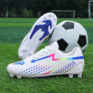 <span class=keywords><strong>Scarpe</strong></span> da <span class=keywords><strong>Calcio</strong></span> Classiche a Taglio Basso, Tomaia in <span class=keywords><strong>Pelle</strong></span> PU, Cuciture Resistenti, Opzioni Multicolore, <span class=keywords><strong>Scarpe</strong></span> da <span class=keywords><strong>Calcio</strong></span> per Allenamento Quotidiano Uomo Donna - Product Image 2
