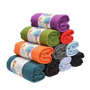 Serviette de yoga haute densité en microfibre antidérapante avec grip en silicone absorbant, accessoires de fitness Pilates, logo personnalisé - Product Image 1