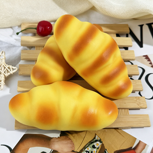 Juguete Antiestrés de PU con Forma de Pan Triangular, de Rebote Lento, para Fotografía, Unisex, Marca JXC, Modelo FZZB021, 14 Años - Product Image 5