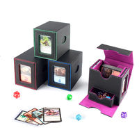 Boîte de rangement rectangulaire pour cartes avec plateau à dés, design moderne et luxueux, écologique, capacité 150+ cartes sous étui, en cuir PU