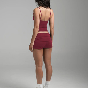 <span class=keywords><strong>Set</strong></span> Yoga Personalizzato con Top a Fascia e Spalline, Pantaloncini con Vita Pieghevole, Completo Sportivo da Donna con Elastico in Vita per Palestra e Allenamento - Product Image 4