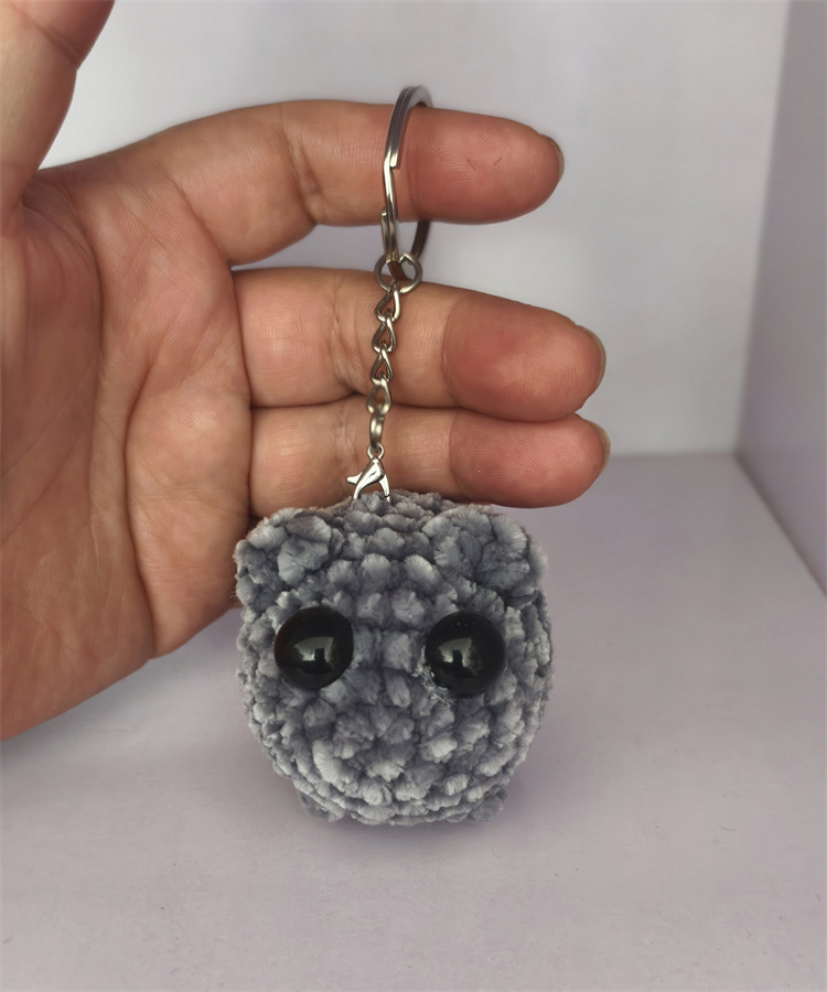 Dark colours no bows no music