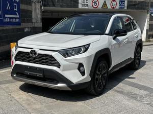 Toyota <span class=keywords><strong>RAV4</strong></span> <span class=keywords><strong>2022</strong></span> 2.0L CVT FWD, Transmisión Automática, Volante a la Izquierda, Color Oscuro, R17, Imagen Panorámica de 360°, Control de Crucero, Auto Usado - Product Image 2