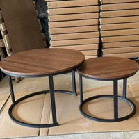 Table à manger ronde de style moderne EaseNeat avec structure en acier inoxydable, robuste et durable pour la maison, le salon
