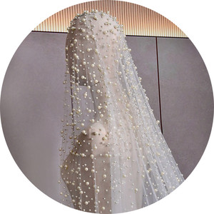 S5114F Voiles de mariée cathédrale de luxe neufs, de haute qualité, très demandés, robustes, ornés de perles et de traînes - Product Image 5
