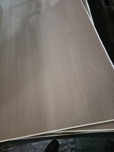 Contreplaqué de mélamine de 12mm d'Indonésie usine personnalisée de différentes couleurs fournir directement le contreplaqué stratifié de décoration - Product Image 4