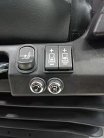 Siège de camion robuste à suspension pneumatique avec chauffage et ventilation pour véhicules utilitaires longue portée