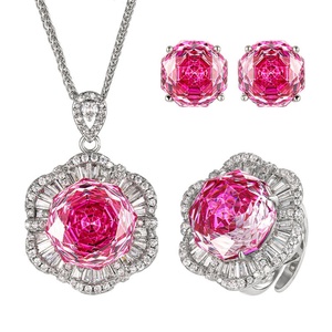 Ensemble de bijoux en cuivre écologique de 16-12 mm avec zircone florale, collier, boucles d'oreilles et bague pour femme - Vente en gros - Product Image 1