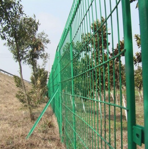 Anti-Corrosion PVC Coated Welded Wire Mesh Panel <b>Metal</b> Frame <b>Grid</b> Fencing for Outdoor Protective Enclosure - Product Image 5