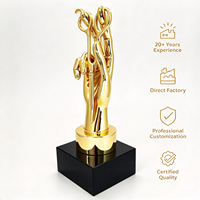 Trophée métallique portable personnalisé, sculpture dorée polie en forme de geste de main, base en cristal noir, prix artistique, cadeaux pour salons professionnels