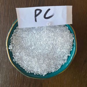 ราคาโรงงาน CHIMEI โพลีคาร์บอเนต PC 115U เม็ดพลาสติกวิศวกรรม วัตถุดิบเม็ดเรซิน PC สำหรับชิ้นส่วนของเล่น - Product Image 1