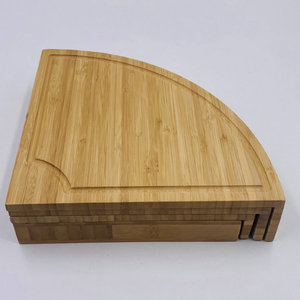 Plateau de service rond en bois en forme d'éventail pour l'extérieur - Product Image 2