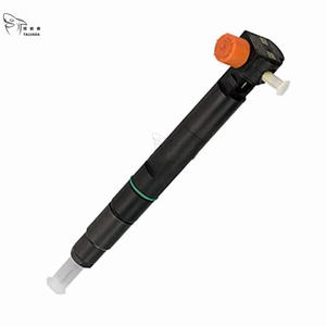 Iniettore di Carburante 400903-00076A 28234058 per <span class=keywords><strong>Bobcat</strong></span> <span class=keywords><strong>E32</strong></span> E35 E42 E45 E50, Iniettore per Escavatore - Product Image 3