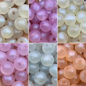 Perlas de imitación en forma de bola, cuentas sueltas de resina para pulseras DIY, accesorios para el cabello, colgante para coche, unisex - Product Image 1