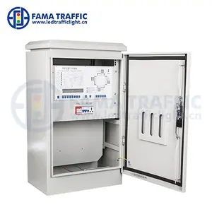 FAMA Traffic Intelligent Traffic Controller 32 Outputs Fixed Time Traffic Signal Controller With Cabinet