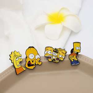 Metal Crafts Custom High Quality Modern Gravure Enamelled Hard Enamel Gold Plated Feng Shui Decorative <b>Badges</b> Brooch - Product Image 1