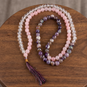 Collier de prière fait main en perles de quartz rose Rozrin Crystals avec pompon, thème bouddhiste - Product Image 3