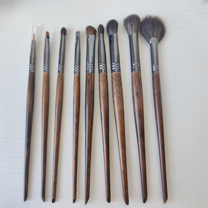 Juego de Brochas de Maquillaje Personalizadas con Logotipo, Pelo Sintético, Tubo de Aluminio, Mango de Madera, Serie de 24 Piezas - Product Image 1