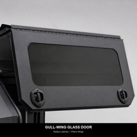 Capot de camionnette noir mat entièrement métallique avec porte latérale vitrée à aile de mouette, loquet rotatif et rail de toit compatible avec les coques de camping-car pour pick-up