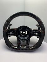 Volante de Fibra de Carbono Forjado con Láminas Rojas Reales Personalizadas, Alcántara y Gamuza para Mercedes Benz AMG, Personalización Disponible