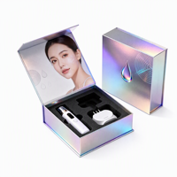 Boîte cadeau haut de gamme de style livre magnétique avec doublure en éponge, laminage mat et estampage à chaud, logo personnalisé pour les soins de la peau