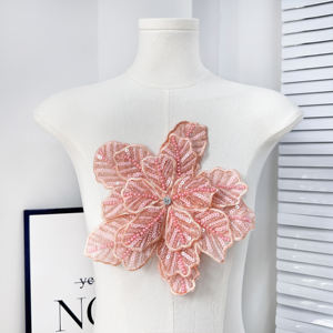 Disponibile Applicazione Floreale con Paillettes Colorate 3D a Doppio Strato con Perle Accessorio per Abbigliamento Applicazione Floreale per Abito da Sposa - Product Image 3