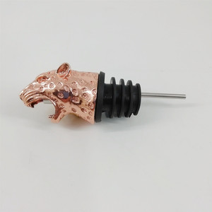 Bouchon verseur de vin tête de <span class=keywords><strong>cerf</strong></span>, Cadeaux d'anniversaire, Cadeaux de chasse, Pour hommes et papas, Verseur de bouteille d'<span class=keywords><strong>alcool</strong></span> pour spiritueux - Product Image 6