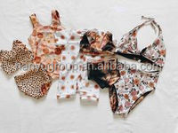 Maillot de bain deux pièces OEM Bikini Offre Spéciale filles le plus mignon ultra doux + tissu extensible Maillots de bain rétro réversible à fleurs