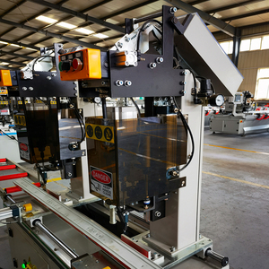 Macchina per Foratura e Fissaggio di Rivetti in PVC e Acciaio con Alimentazione Automatica delle Chiodi - Product Image 3