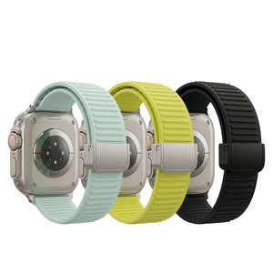 Correa de repuesto de silicona resistente para exteriores con cierre magnético para iWatch de 38-49 mm - Product Image 1