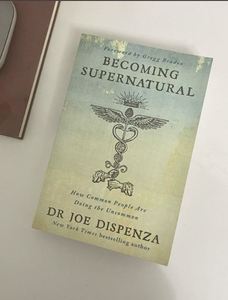 Libro 'Becoming Supernatural' de Dr. Joe Dispenza: Mentalidad, Meditación, Sanación Espiritual y Transformación Personal en Venta - Product Image 3