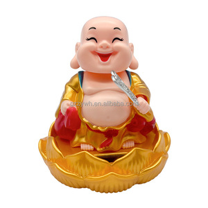 Décoration de voiture de bouddha Maitreya de siège de lotus à éclairage solaire avec figure hochant la tête et ventilateur à bascule - Product Image 5