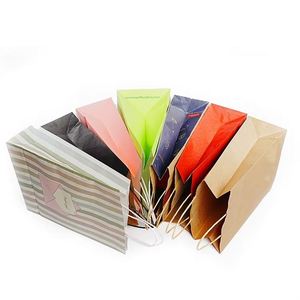 Sac en papier alimentaire personnalisé avec logo imprimé flexo, taille sur mesure, écologique, recyclable, en papier d'art, avec poignée longue - Product Image 3