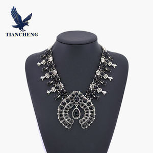 फैशनेबल बोहेमियन लाल आकार कछुआ फूल पेलेंट मिश्र धातु हार - Product Image 5