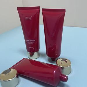 Tubo Cosmético Rojo con Tapón Dorado Electrochapado para Limpiador Facial - Product Image 2