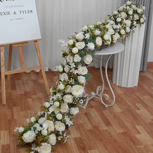 TIK TOK INStagram 가짜 도매 리얼 터치 인공 장미 꽃 러너 결혼식 장식 인공 장미 실크 꽃 - Product Image 6