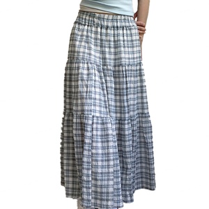 Falda Larga Casual de Estilo Literario Fresco con Diseño Retro a Cuadros Azules para Chicas, Personalizable y con Corte en A - Product Image 2
