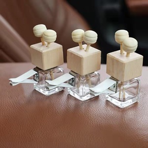 Botol Diffuser Minyak Esensial Kosong Penyegar Udara Mobil Klip Ventilasi Botol Diffuser Parfum Otomatis Ornamen Aromaterapi Pewangi - Product Image 2