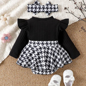 Conjunto de Ropa para Bebé Estilo Europeo Americano, Estampado Floral y de Pata de Gallo, Manga Larga, Pantalones, Falda, Calcetines, Diadema, ODM, Tres Piezas Lindas - Product Image 2