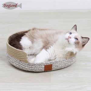 Coussin rond pour chat DogLemi, motif à carreaux, tapis doux pour animaux de compagnie, design moderne pour chats, toutes saisons, lavable à la main, matériau textile - Product Image 3
