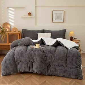 Nouvelle <span class=keywords><strong>Couette</strong></span> <span class=keywords><strong>d</strong></span>'Hiver <span class=keywords><strong>en</strong></span> Taffetas Jacquard et <span class=keywords><strong>Laine</strong></span> <span class=keywords><strong>d</strong></span>'<span class=keywords><strong>Agneau</strong></span>, Épaisse et Chaude, Ensemble de 4 Pièces de Housse de <span class=keywords><strong>Couette</strong></span> <span class=keywords><strong>en</strong></span> Polaire Populaire pour la Vente <span class=keywords><strong>en</strong></span> Gros - Product Image 3