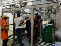 Ligne de production de purée de tomate, ligne de traitement de sauce ketchup, ligne de fabrication de jus de tomate, usine de production et de conditionnement d'assaisonnements à base de tomate