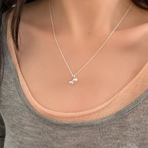 Collar con colgante de cereza de plata S925, estilo coreano minimalista, cadena para clavícula, regalo para mujer, joyería de moda. - Product Image 4