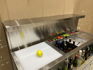 Stazione Barman Professionale con Ampia Gamma di Accessori per Complementare il Tuo Setup Bar, con Tavolo in Acciaio Inox - Product Image 4