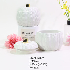 Bocaux à bougies en céramique de luxe en forme de <span class=keywords><strong>citrouille</strong></span>, avec glaçure <span class=keywords><strong>citrouille</strong></span> et détails blancs et dorés, pour la décoration intérieure - Product Image 6