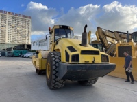 BOMAG BW226DH-4 Compacteur vibrant à tambour unique 25t 150kW d'occasion, moteur diesel Deutz, force de compactage 330kN, à vendre