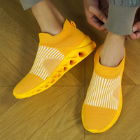 Chaussures à enfiler pour hommes en maille tricotée, légères, respirantes, confortables, avec absorption des chocs et semelle EVA, baskets décontractées d'été